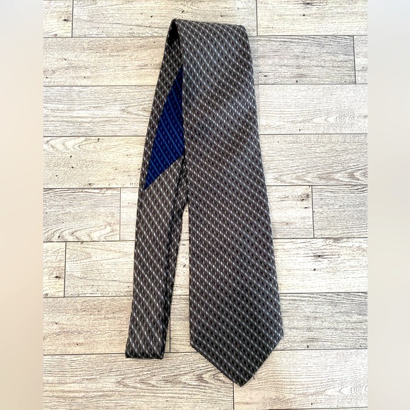 Tommy Hilfiger Other - Tommy Hilfiger Mens Formal Necktie 57.5"‎ Long x 3.5" Wide Gray Silver Neck Tie